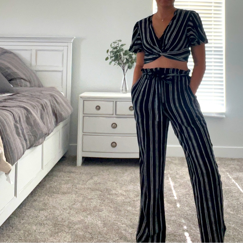 Black,crop top,and extra long leg pant. B.o.G collection from Macy’s.